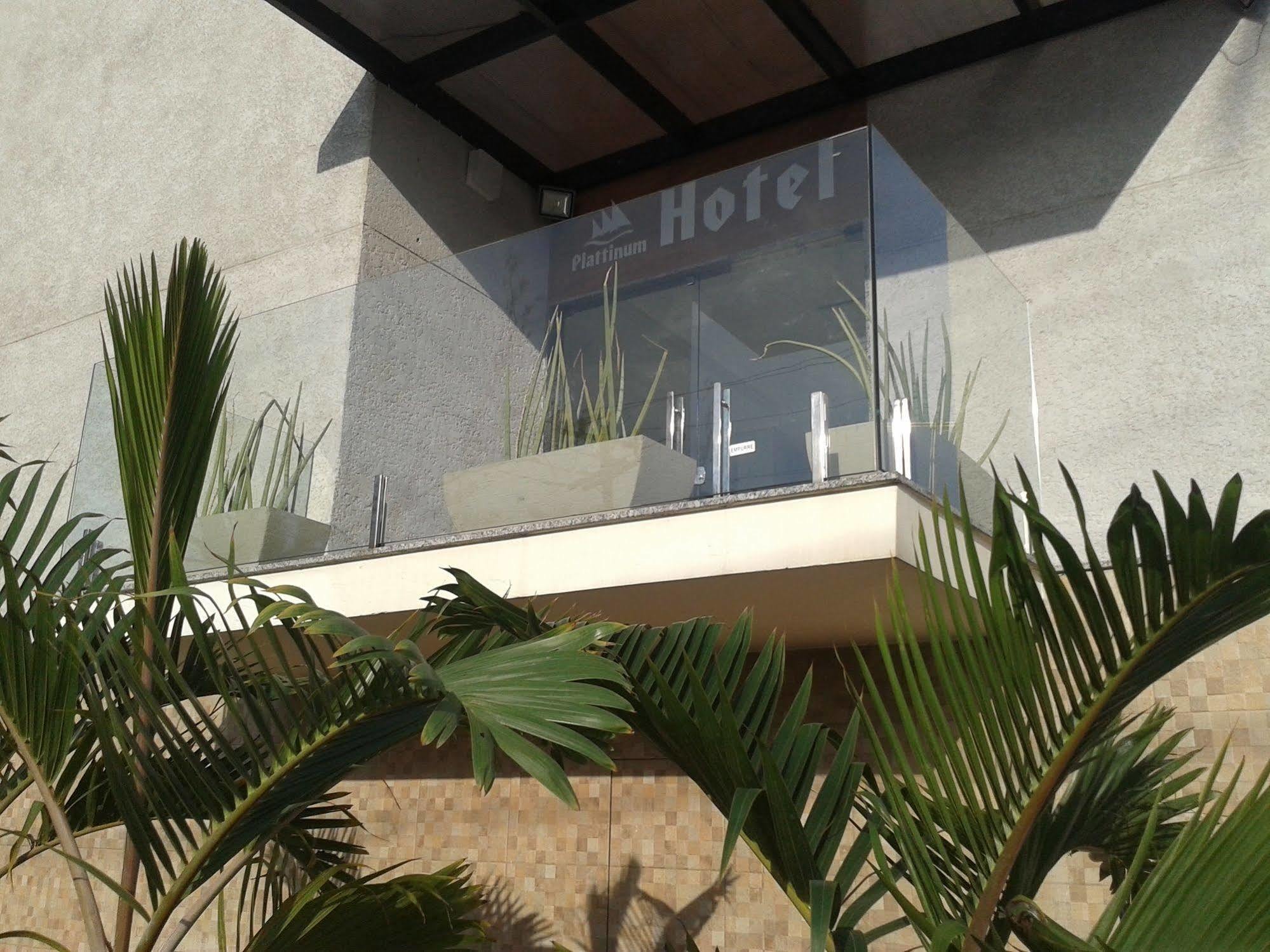 Plattinum Hotel Lauro de Freitas Exterior foto